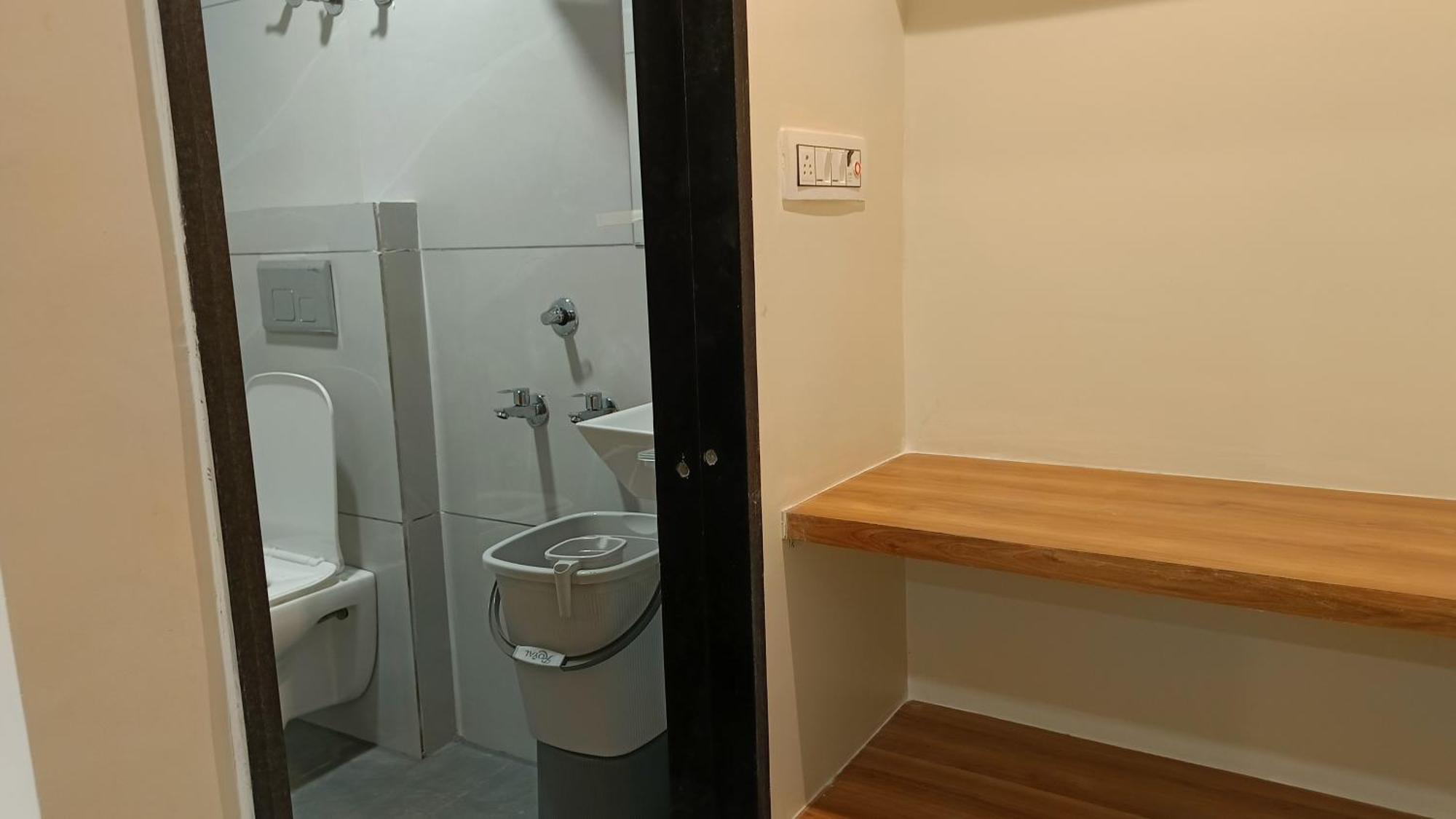 Shree Shyamraj Hotel Ujjain Zewnętrze zdjęcie