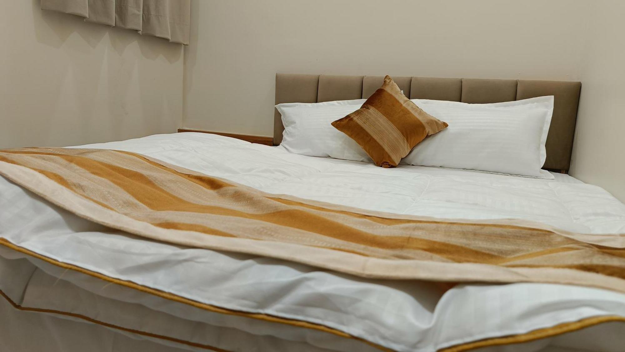 Shree Shyamraj Hotel Ujjain Zewnętrze zdjęcie